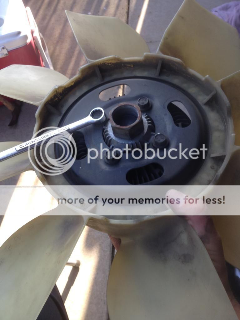 how to replacing fan clutch