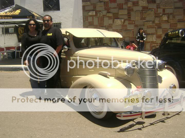 OLDIES CAR CLUB TIJUAS CHAPTER EXHIBICION DE CARROS EN TIJUANA .B.C.